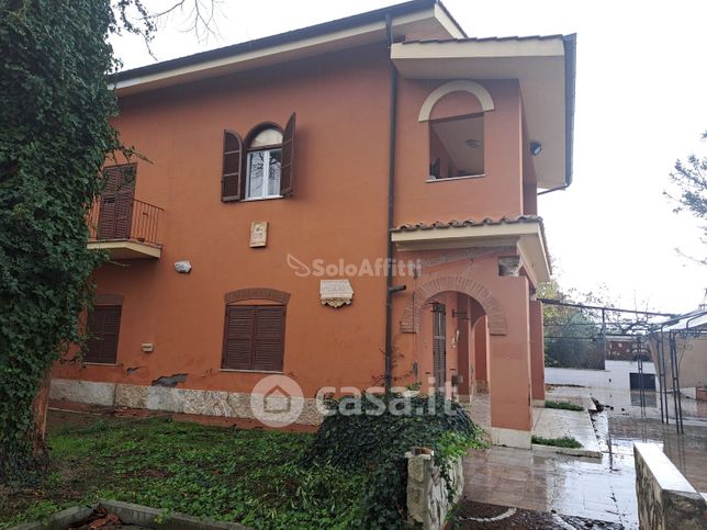 Appartamento in residenziale in Via Costagrande 33