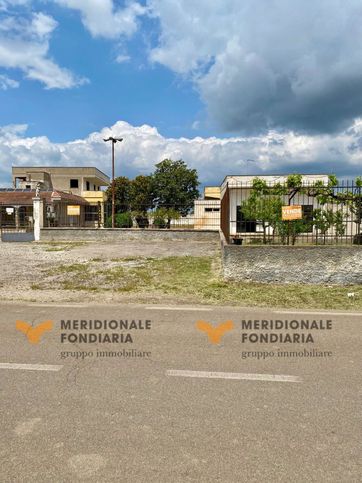 Negozio/locale commerciale in commerciale in SP117 106