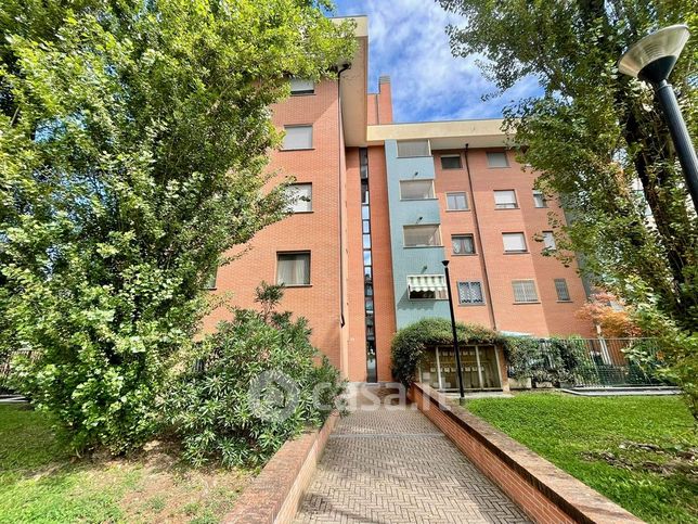 Appartamento in residenziale in Via Circonvallazione 69