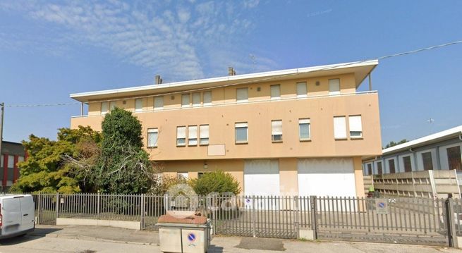 Ufficio in commerciale in Strada Senza Nome