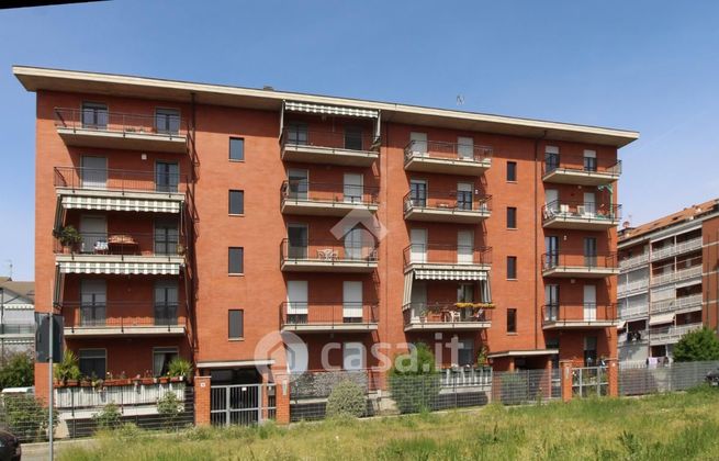 Appartamento in residenziale in Via Fenoglio 11