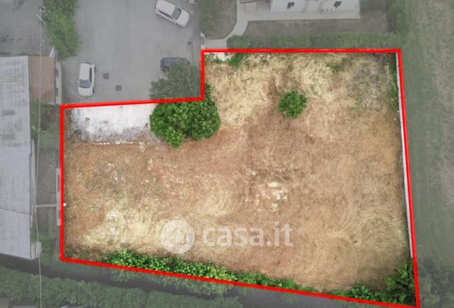 Terreno edificabile in residenziale in Via Roma