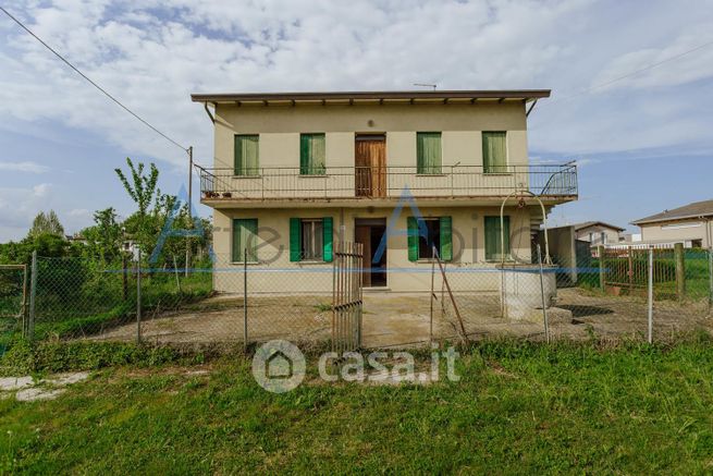 Villa in residenziale in 