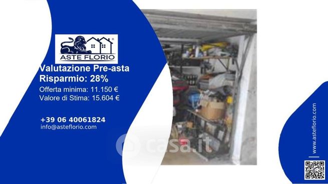 Box/posto auto in residenziale in Via Pietro Nenni 138