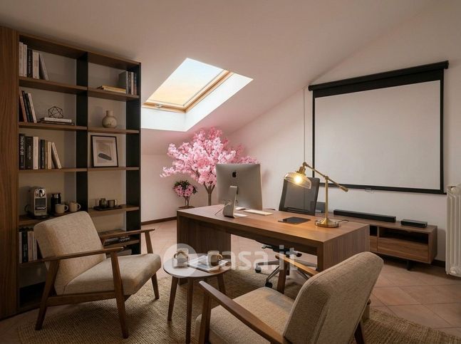 Ufficio in commerciale in Via Roma 10