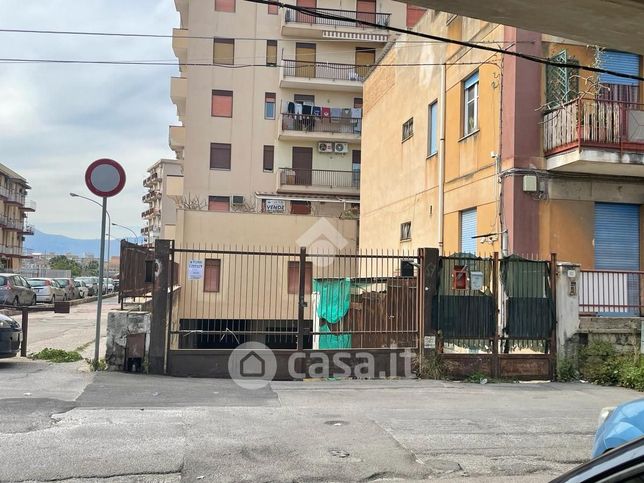 Garage/posto auto in residenziale in Via Emiro Giafar 67