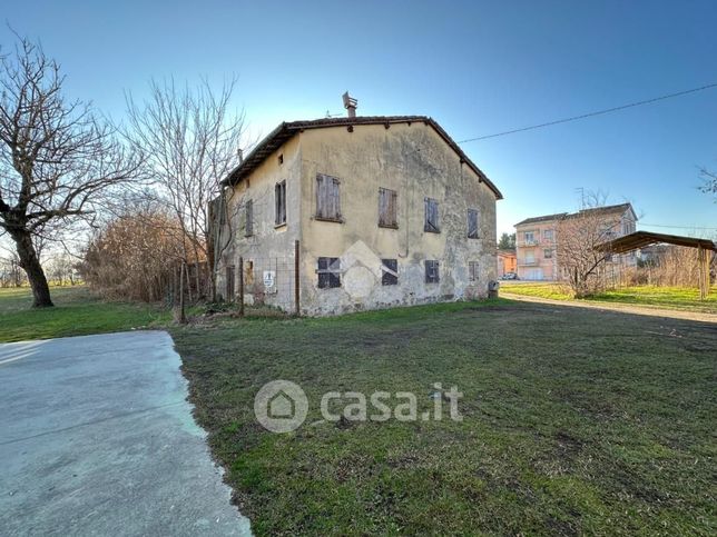 Rustico/casale in residenziale in Via Prato Bovino 120