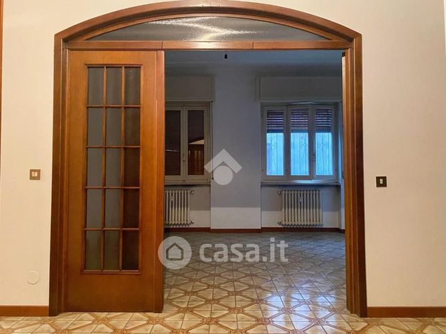 Appartamento in residenziale in Via Montebello 28