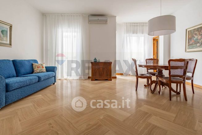 Appartamento in residenziale in Via Giovanni Amendola 34