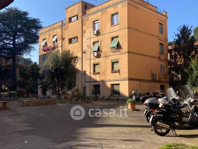Appartamento in residenziale in Via della Garbatella 13