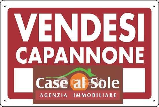 Capannone in commerciale in Via dei Lavoratori