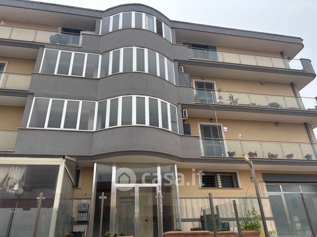 Appartamento in residenziale in Viale San Lorenzo 155