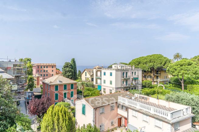 Appartamento in residenziale in Viale delle Palme 6
