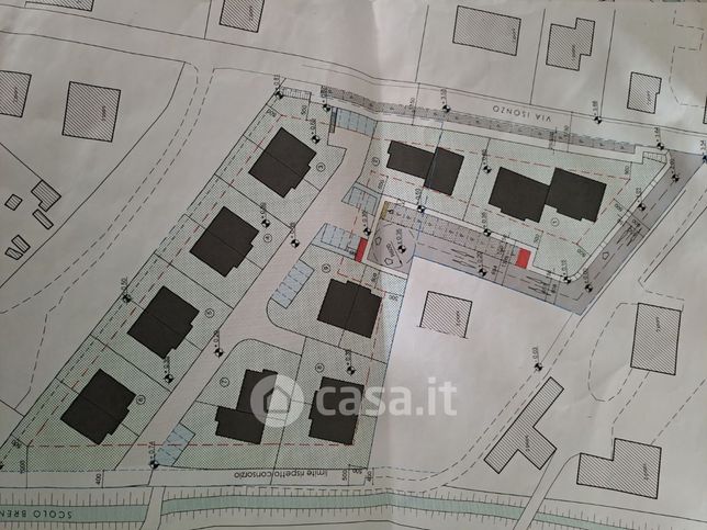 Terreno agricolo in commerciale in Via Isonzo