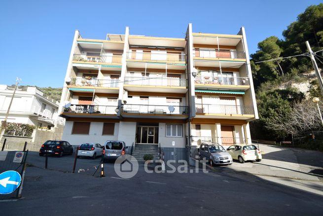 Appartamento in residenziale in Via Laiolo