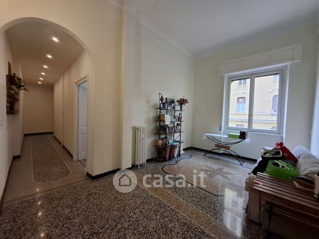 Appartamento in residenziale in Viale Giuseppe Alberto Bottaro