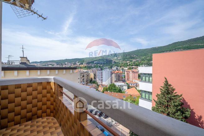 Appartamento in residenziale in Strada per Longera 1