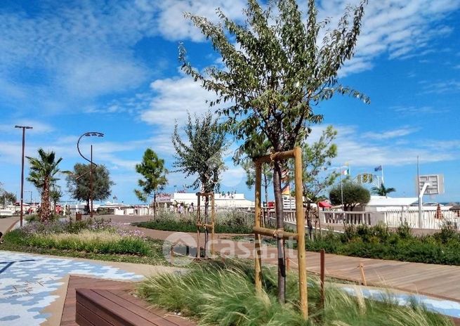 Appartamento in residenziale in Viale Regina Margherita 235