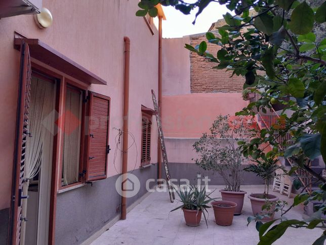 Appartamento in residenziale in Via Trabocchetto II 10