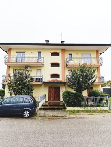 Appartamento in residenziale in Via del Leone 2