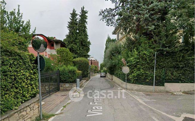 Villa in residenziale in Via Fratelli Bandiera 17