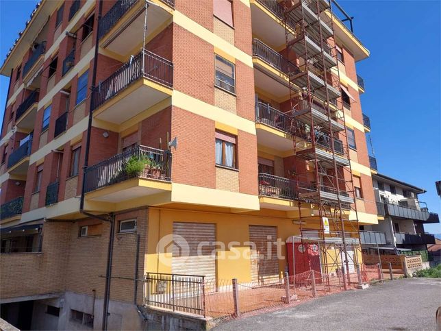 Ufficio in commerciale in Via Giovanni Falcone