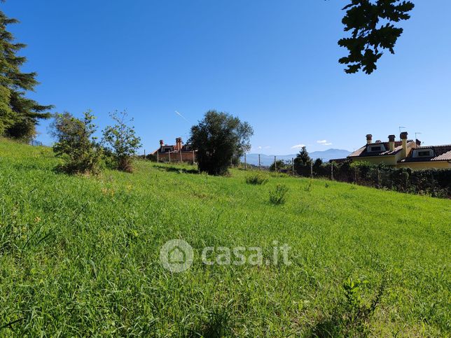 Terreno edificabile in residenziale in Via Francia