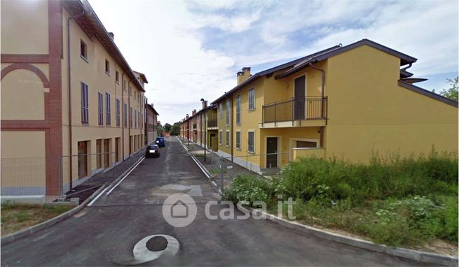 Villetta a schiera in residenziale in Via Generale Saverio Griffini 14
