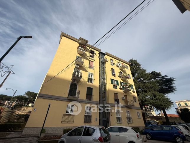Appartamento in residenziale in Viale Colli Aminei 32