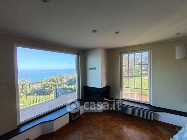 Appartamento in residenziale in Strada Berzi 5