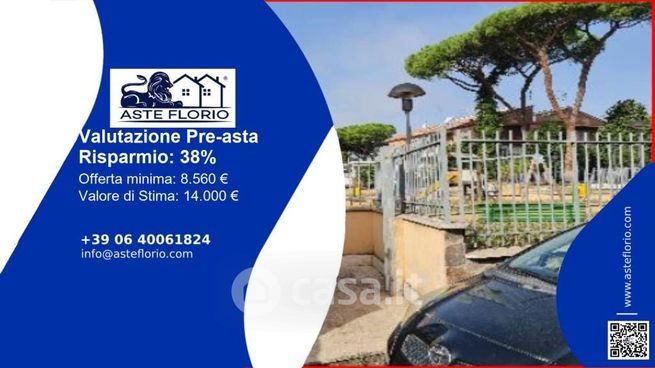 Box/posto auto in residenziale in Via Moliterno 7