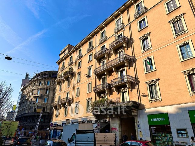 Appartamento in residenziale in Viale Monza 9