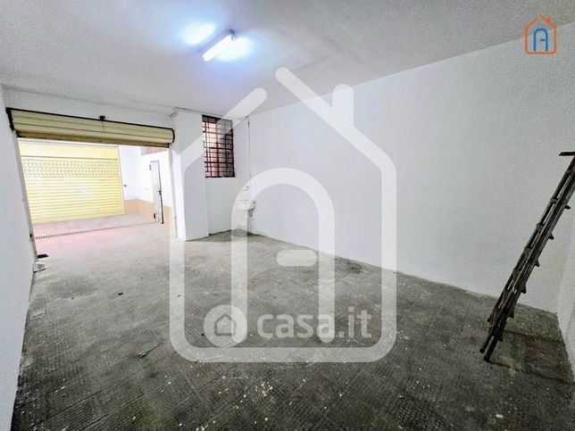 Garage/posto auto in residenziale in ZONA 167