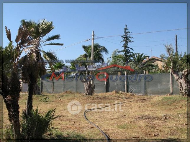 Terreno agricolo in commerciale in 