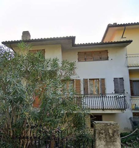 Villetta a schiera in residenziale in Via Ciavattini