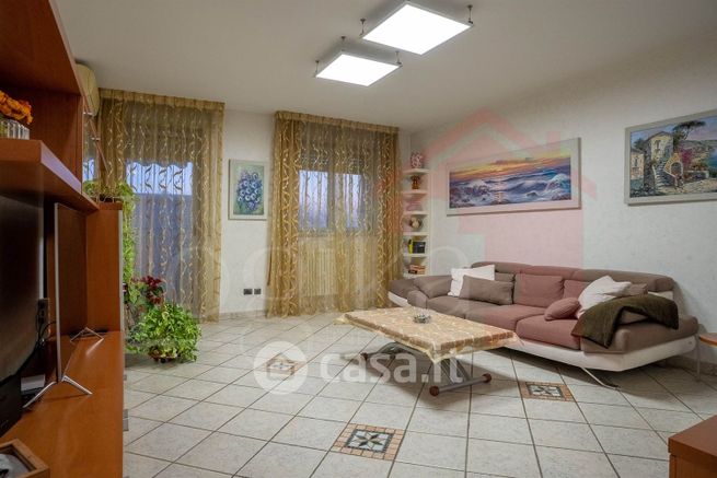 Appartamento in residenziale in Via Agostino de Pretis 42