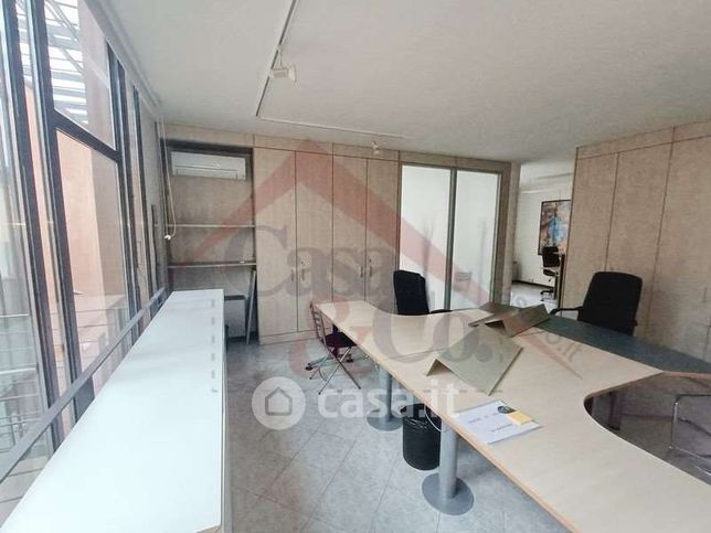 Ufficio in commerciale in Viale XX Settembre