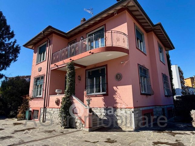 Villa in residenziale in Via al Filatoio 26