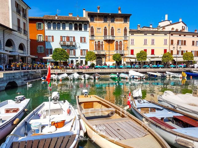 Appartamento in residenziale in Via Generale Bernasconi