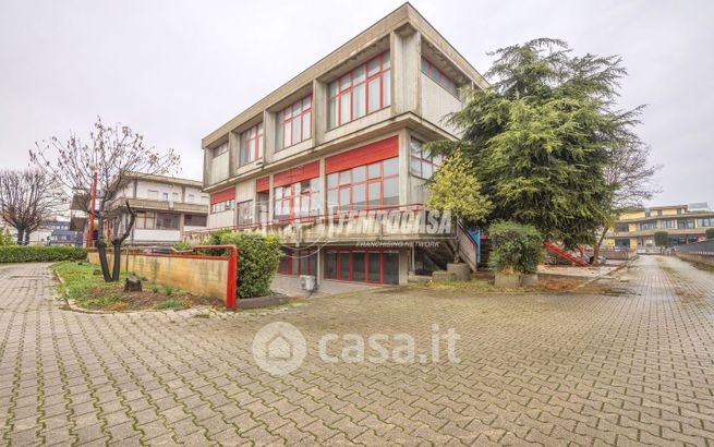 Capannone in commerciale in Viale dell'Industria