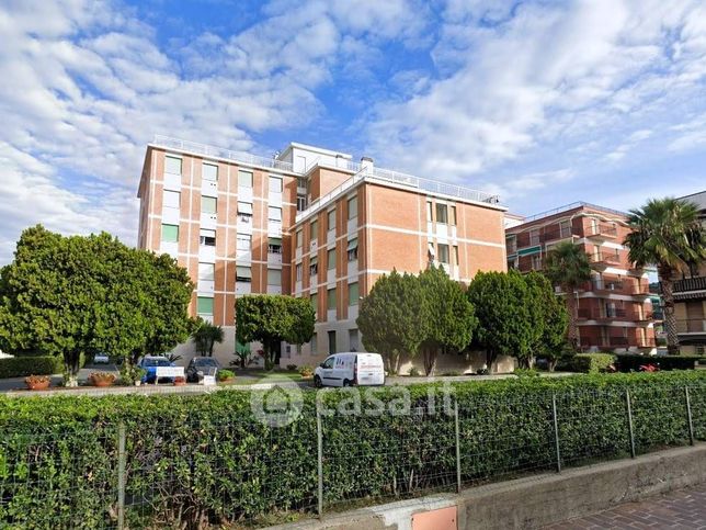 Appartamento in residenziale in Via Aurelia 82