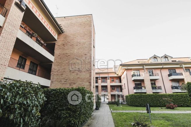 Appartamento in residenziale in Via Andrea Costa 2