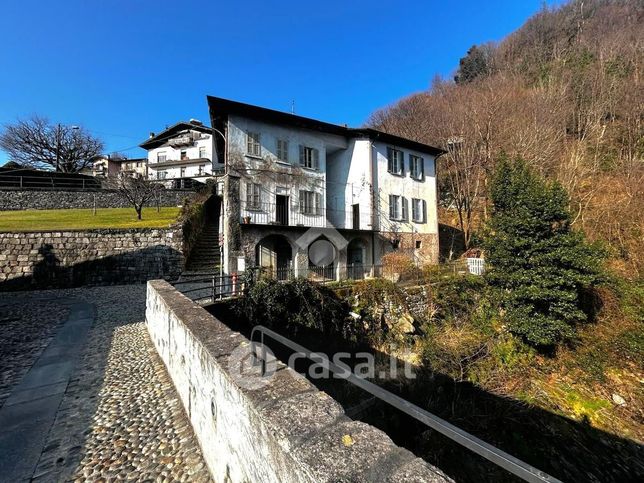 Casa indipendente in residenziale in Via Mulini