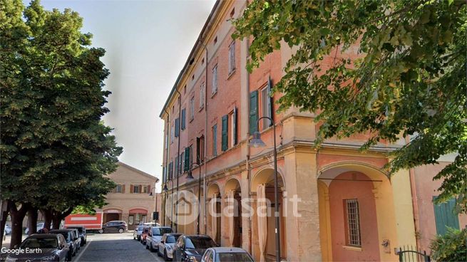 Appartamento in residenziale in Piazza dei Martiri per la Libertà 1