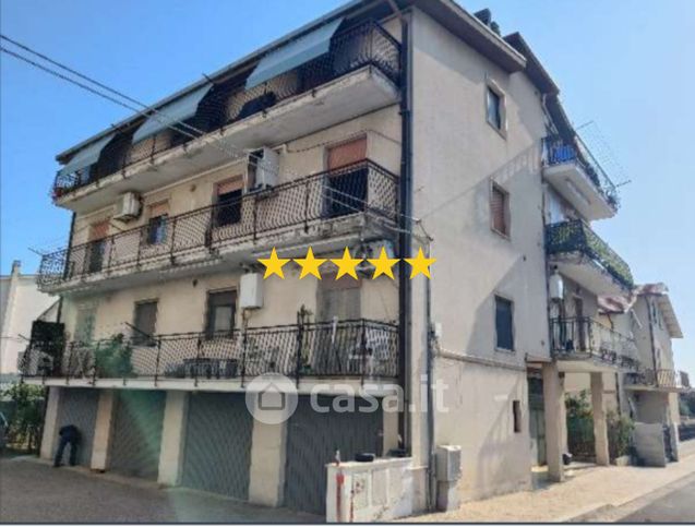 Appartamento in residenziale in Via Piero della Francesca