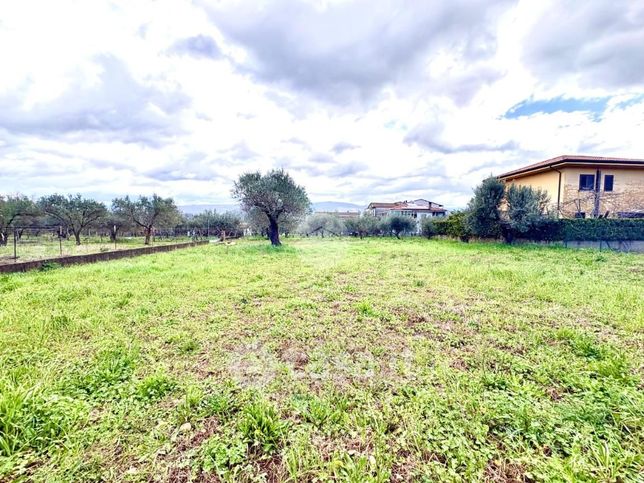 Terreno edificabile in residenziale in Via Silvio Pellico 7