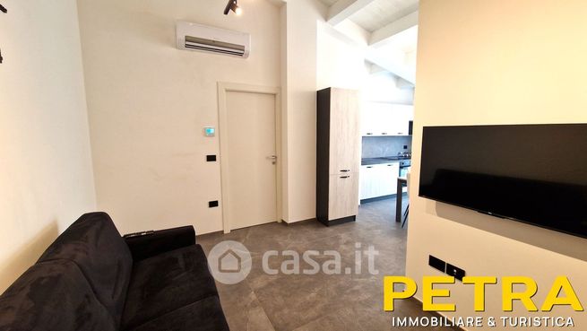 Appartamento in residenziale in Via Volturno 24