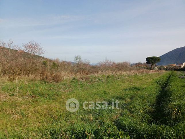 Terreno agricolo in commerciale in Via Giuseppe Verdi