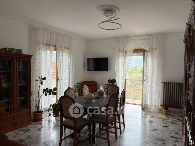 Appartamento in residenziale in Contrada Bivio Longano 32