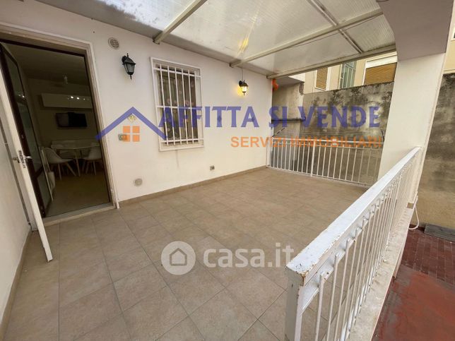 Casa indipendente in residenziale in Viale Zecchino 72